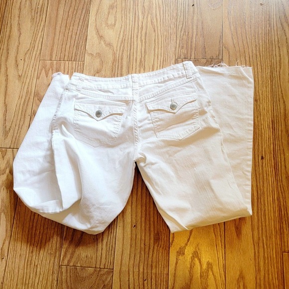 INC International Concepts 6 Women White Denim Skinny Leg Curvy Fit Jeans Size 6 - Picture 3 of 3